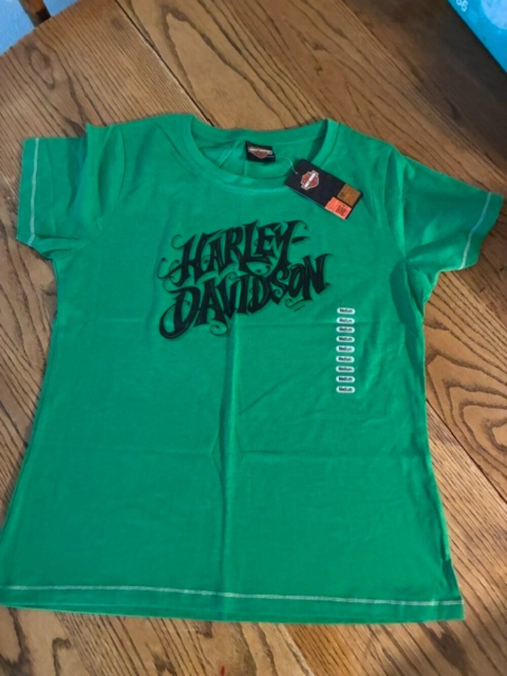 Women's Med Harley Davidson tshirt, green, NEW with tags